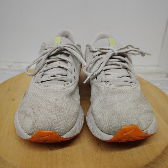 Nike Revolution 5 Running Shoes Athletic Comfort BQ3207-007 White Women Size 7.5 - Picture 4 of 17